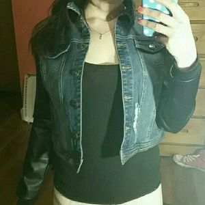 Seventeen Jean Jacket with Leather Sleeves !